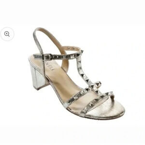 Vaneli Midge Sandal In Platino Metallic Block Heel Studded NWOT Size 9.5 N